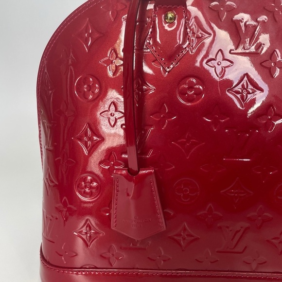 LOUIS VUITTON | ALMA PM VERNIS | CERISES - Picture 5 of 15